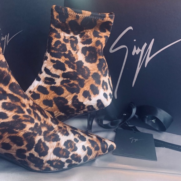 giuseppe zanotti • NEW • leopard kitten heels IT38 - Picture 10 of 14